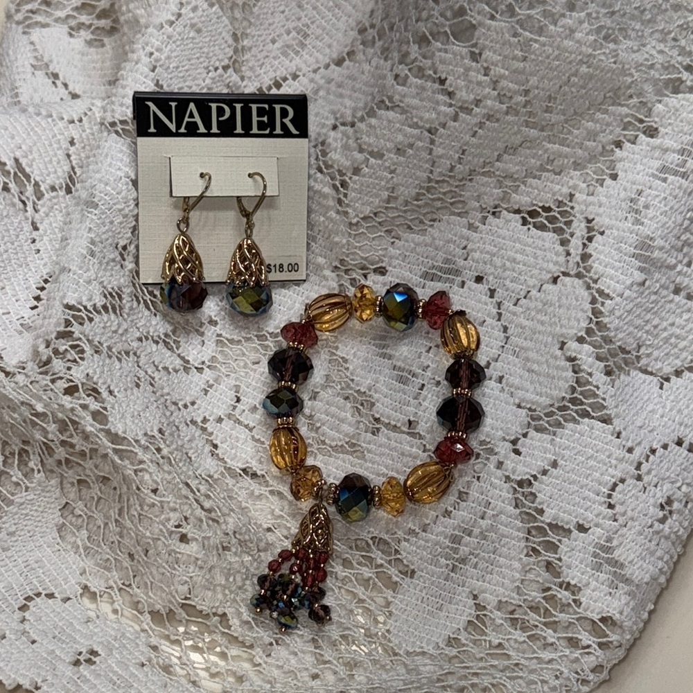 NWT Napier Gold and Brown Beaded Jewelry Set